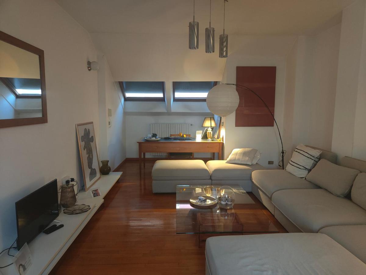 Grande Apartamento, Centro Di Asti Apartment Екстериор снимка